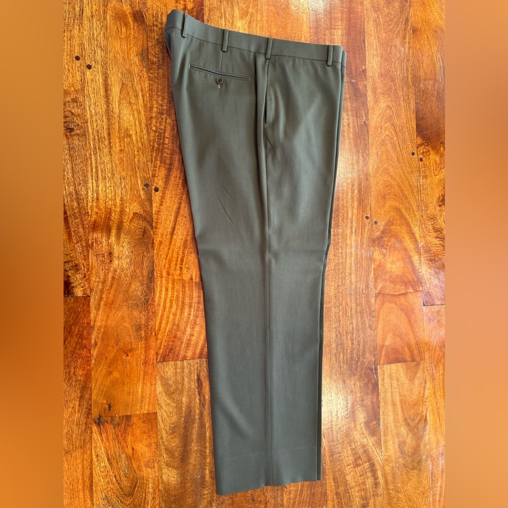 MENS BROOKS BROTHERS DRESS PANTS TAUPE 42x30 with addl hem length available